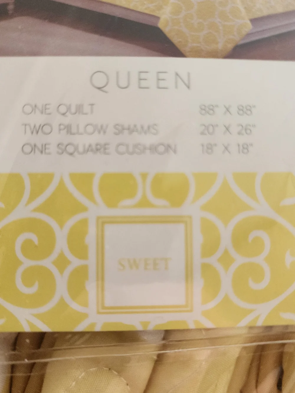 4 Pc Queen Yellow Swirl Quilt Set - Bright Yellow Bedspread, New With Tags